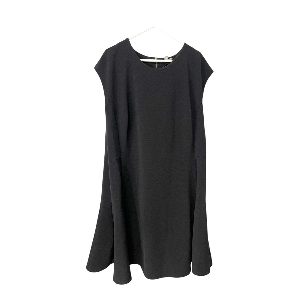 Halogen 22W Black Fit and Flare Dress Textured Knit Sleeveless Minimalist LBD